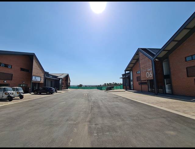 1,756M² WAREHOUSE TO LET IN RIVERSANDS